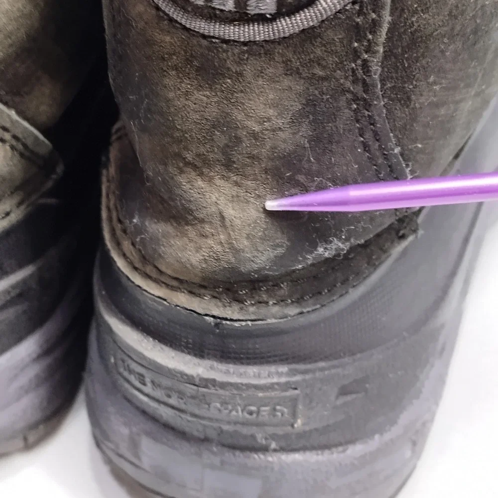 The North Face Chilkat II Winter Snow Boots Boys Size 4 Black Waterproof Lace Up